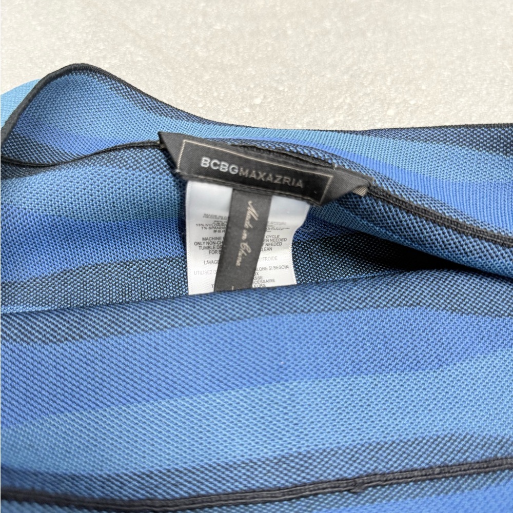 BCBGMaxAzria Striped Blue skirt Small